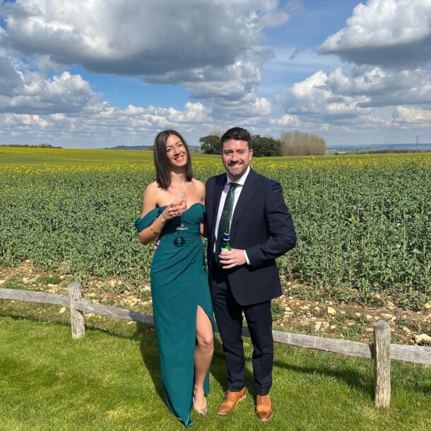 Guenda & Tom: a un matrimonio nelle Cotswolds